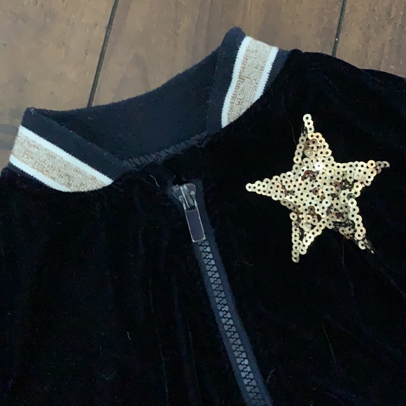 Cotton On Kids Blue Velvet Gold Sequin Star Jacket Sz 1-2 - Picture 2 of 4